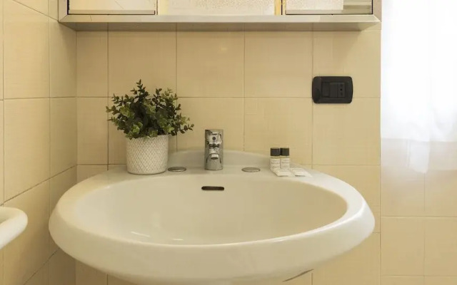 JOIVY Welcoming 1BR apt next to Villa Olmo