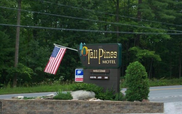 Tall Pines Motel