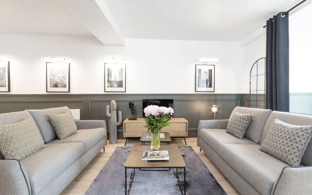 Luxury 4Bdr Le Marais I By Livinparis