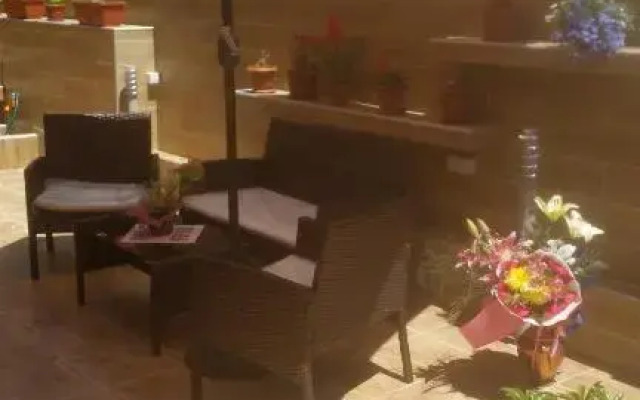 Inter Apartments