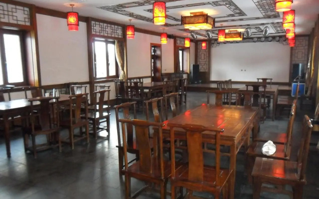 Yabuli Guandong Film City Hotel