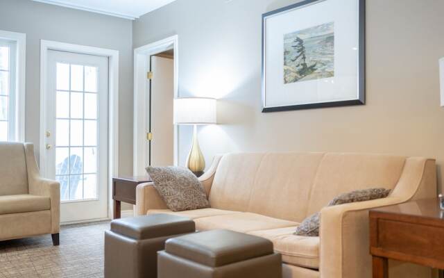 Horseshoe Valley Suites - The Aurora