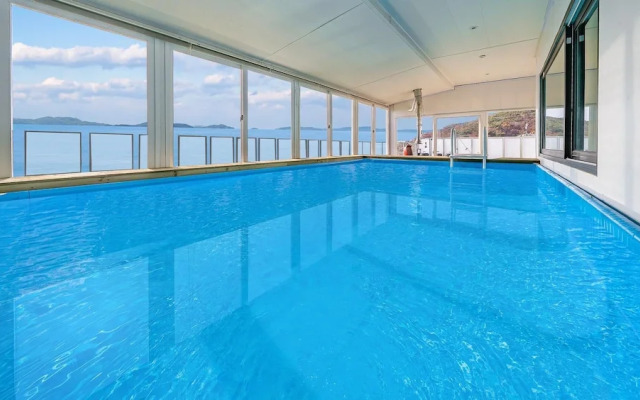 Ganghwa Hi Mom Kids Family Pension Black