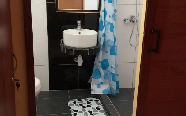Bob Apartments