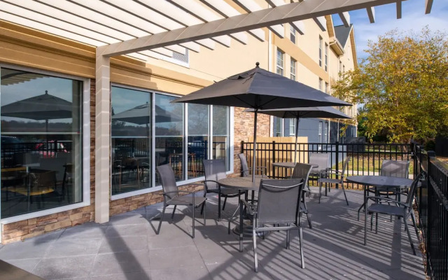 Comfort Inn & Suites Goshen - Middletown