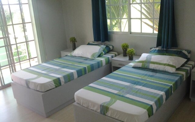 Sir Nico Guesthouse and Resort