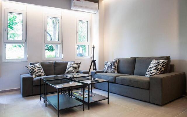 TONI'S Choice to stay in Athens, 2BD Modern House