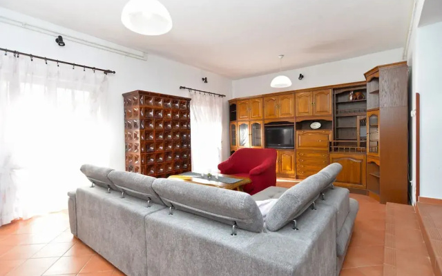 Apartment 1168