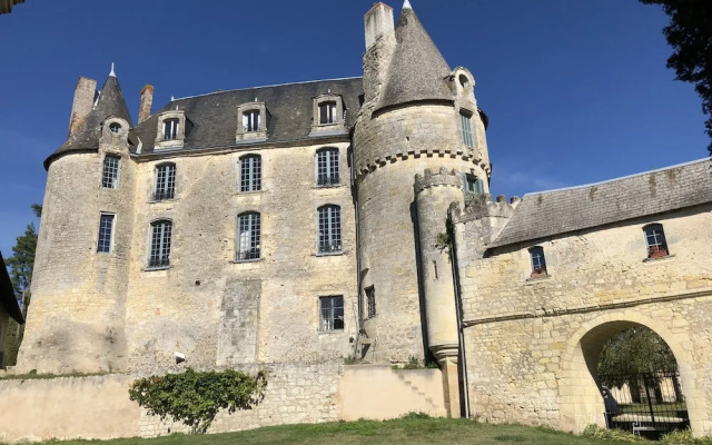 Chateau Celle Guenand