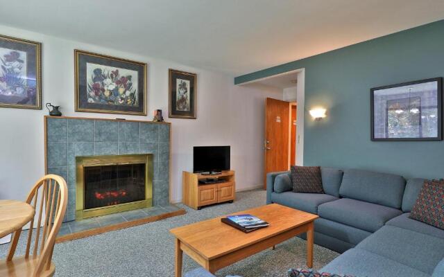 Cedarbrook Queen Suite 109