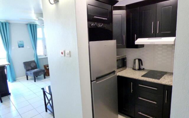 Beach One Bedroom Suite A17