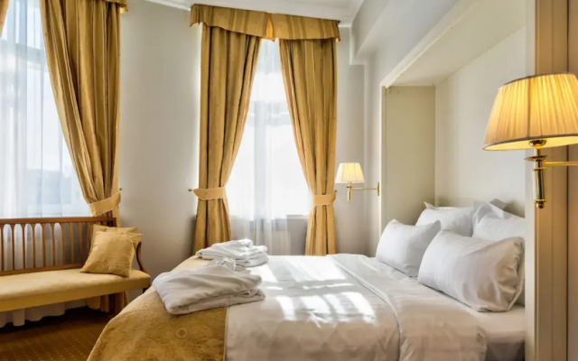 My City Hotel
