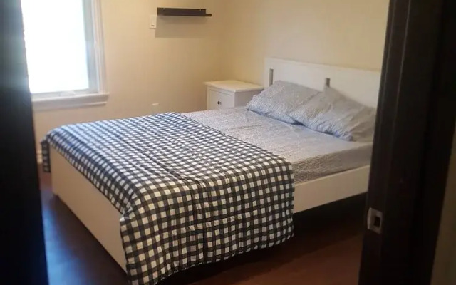 3 Bedroom House Brampton Toronto Canada