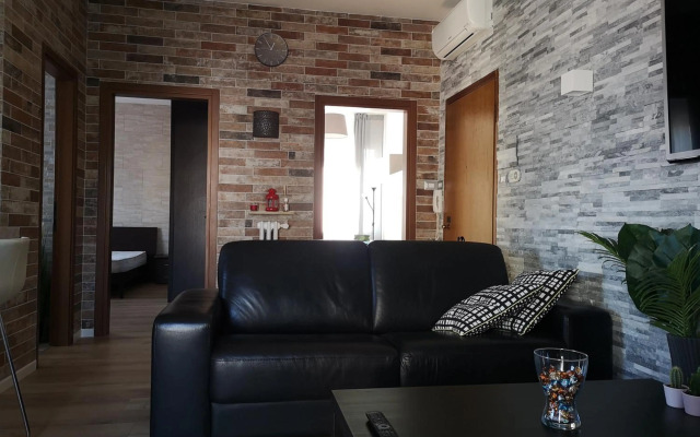 Queen East Verona apartments