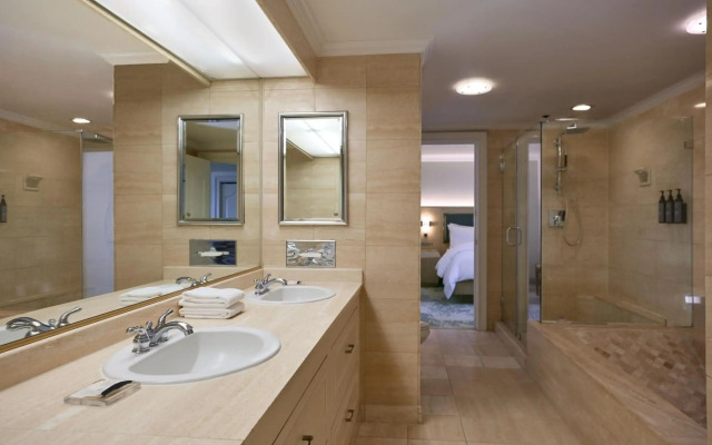 The Westin Los Angeles Airport