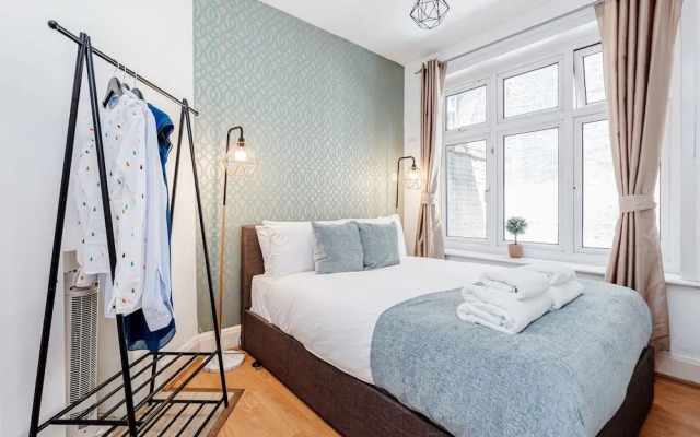 Trendy Covent Garden Apartment