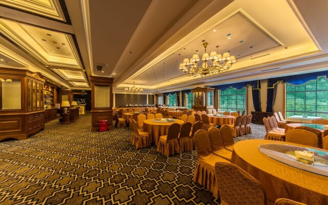 Howard Johnson Life Mountain View Chengdu