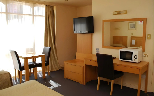 Desert Sand Motor Inn