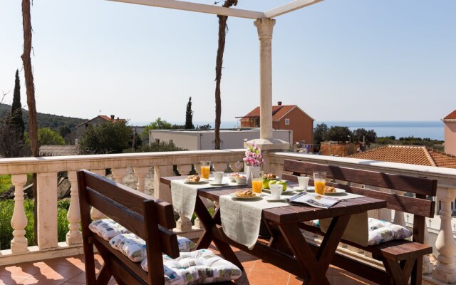 Apartment Supetar