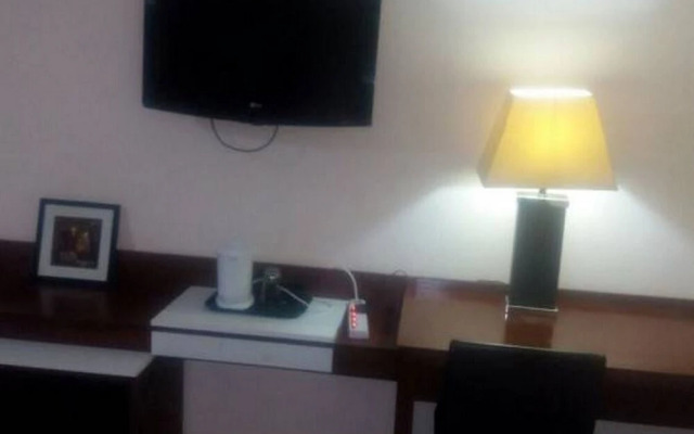 Bliss World Resorts And Hotel Suite