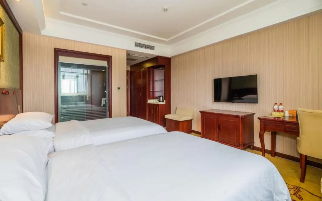 Vienna Classic SH Jinshanwei Railway Station