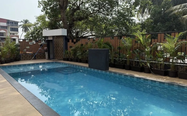 Stylish 1BR With Pool 5 Mins to Candolim Beach