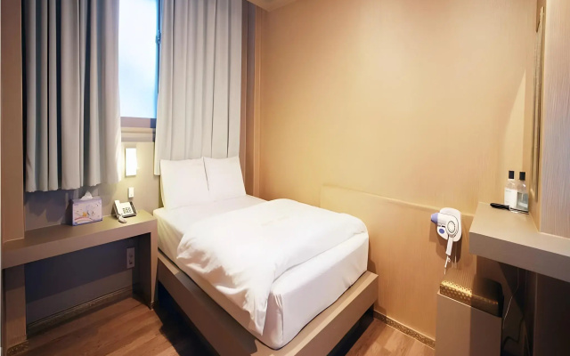 Raum Hotel