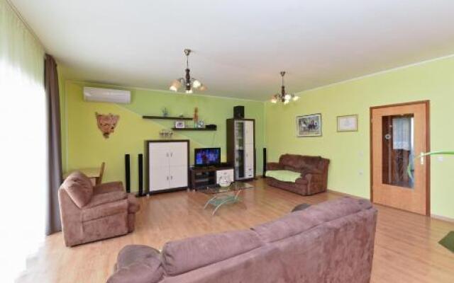 House Ivana 1664