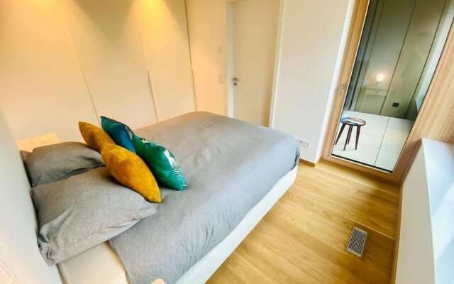 Luxury Brand New Flat w. Terrace&Parking