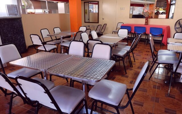 Maribago Seaview Pension and Spa