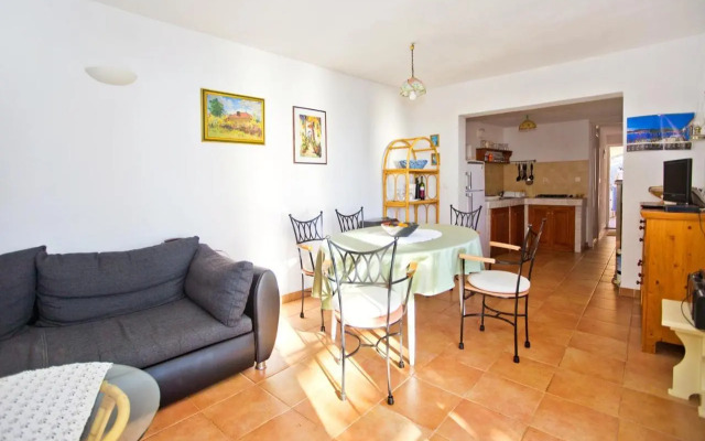 Seaside secluded apartments Cove Tvrdni Dolac, Hvar - 4008