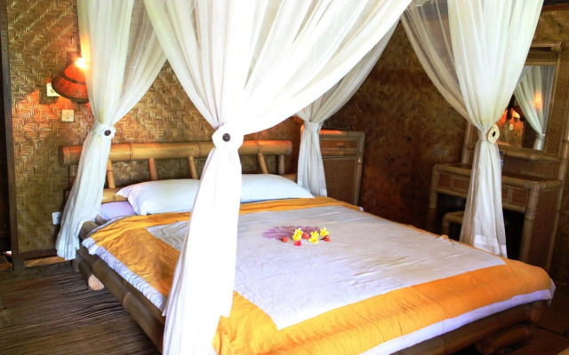 Anom Beach Hotel