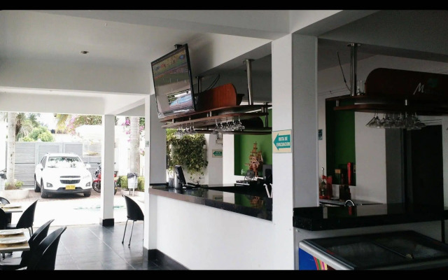 Hotel Manantial