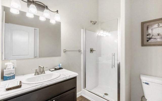 2 Bedroom Lake View Villa - Unit 205