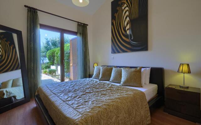 3 bedroom Villa Madelini with private pool, Aphrodite Hills Resort