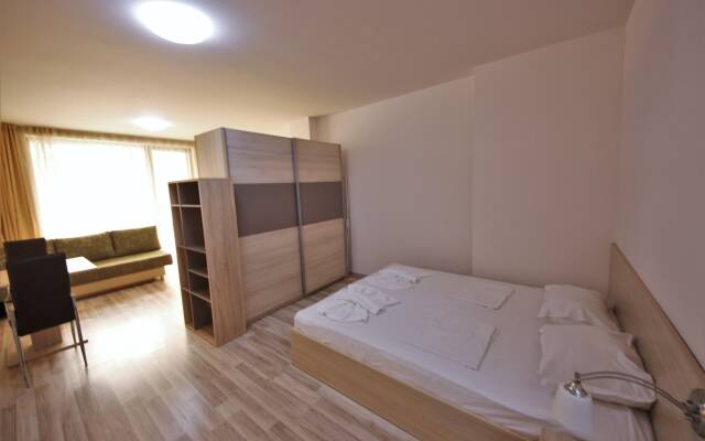 Menada Tarsis Apartments