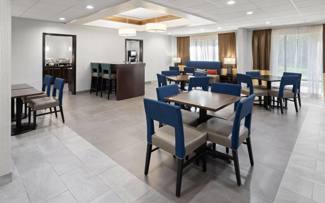 Wingate by Wyndham Buckhannon