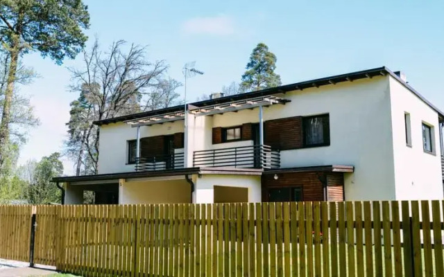 Mustika Guest House
