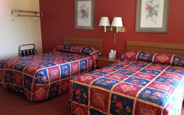 DeQueen Courtyard Inn
