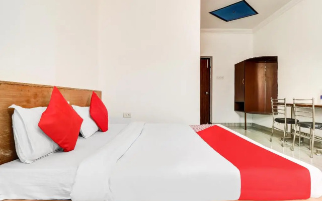 Shri Laxmi Palace by OYO Rooms