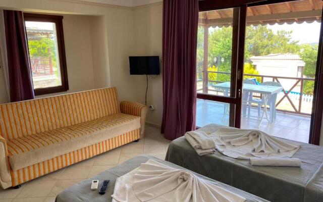 Superb Flat With Shared Pool in Cesme