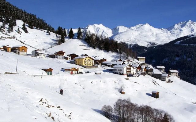 Apartment Near the Lake in Tyrol