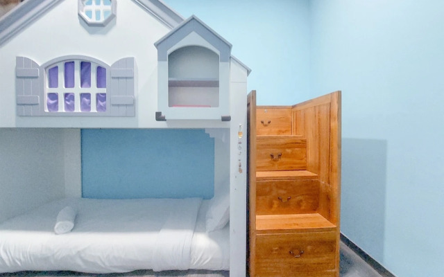 Spacious And Comfy 3Br At M-Town Signature Apartment