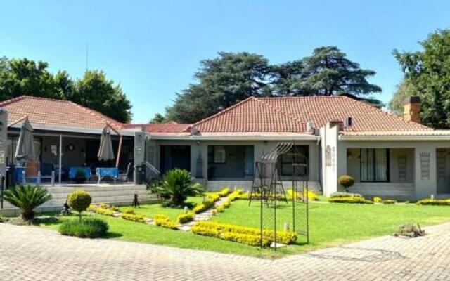 Oaklands Inn and Conference