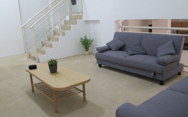 Spacious Ground floor apartment Unit 28