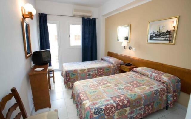 Hotel 5 Islas