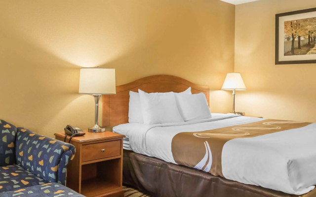 The Riverstone Hotel Charleston-Sikeston