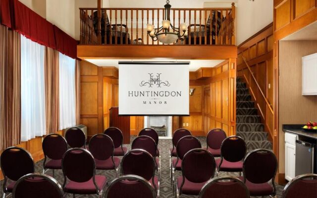 Huntingdon Manor Hotel