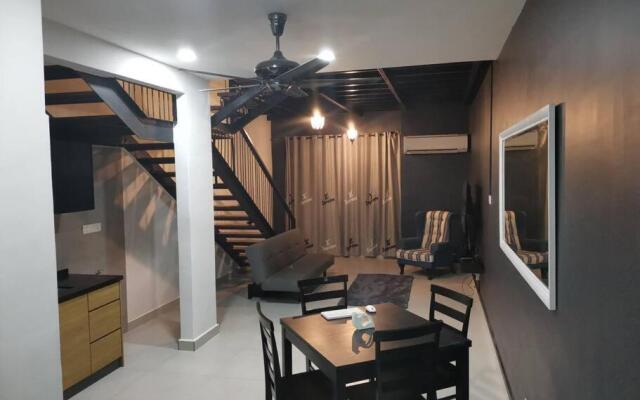 Lakeview Duplex Apartment Free WiFi and Netflix