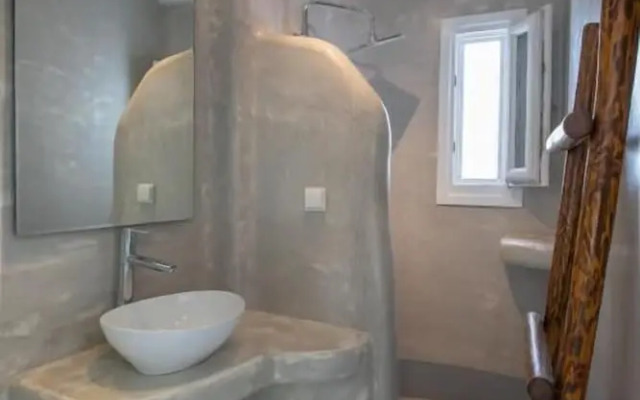 Crystal Suites